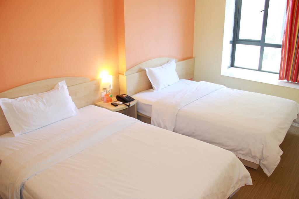 7Days Inn Chengdu Wuda Garden Cameră foto