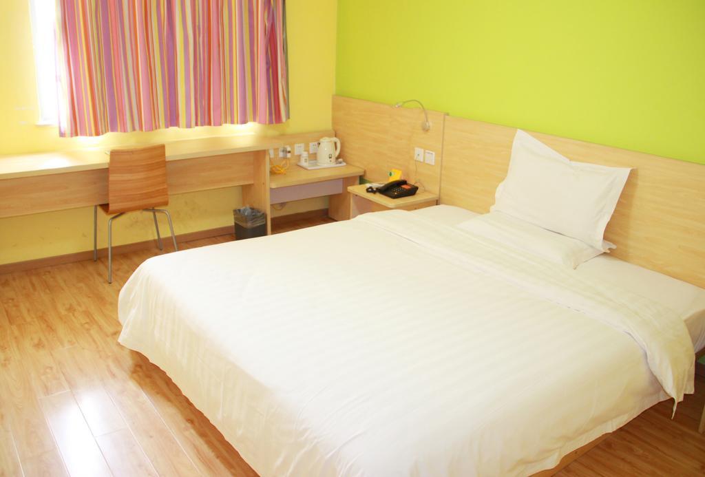 7Days Inn Chengdu Wuda Garden Cameră foto
